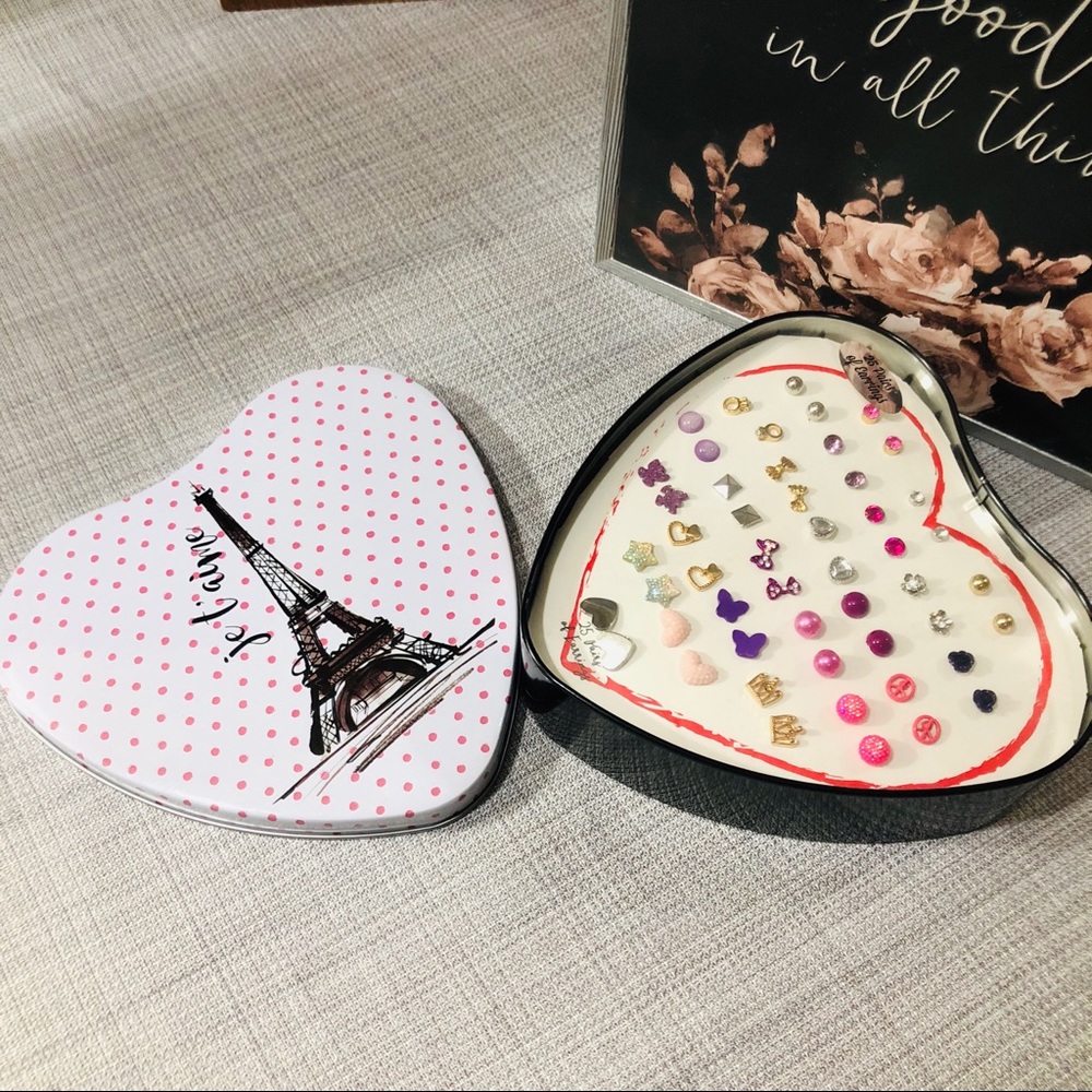 💜NEW💎25 Stud Earing gift set + Metal Heart tin - Picture 7 of 8